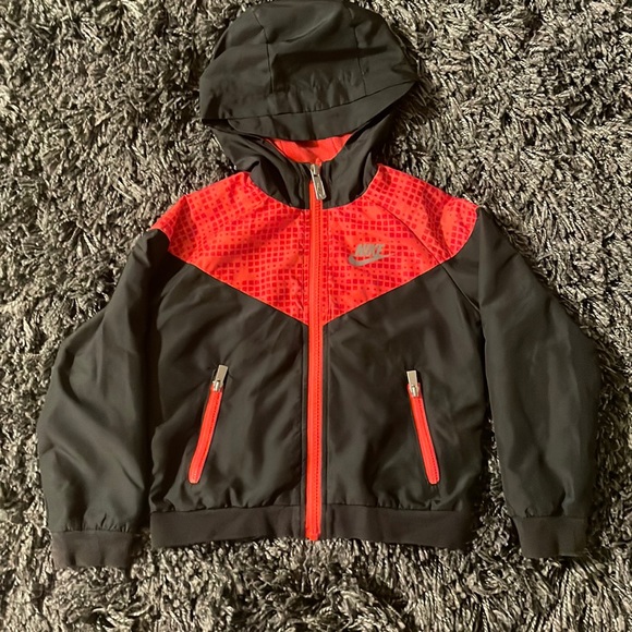 Nike - Picture 1 of 1